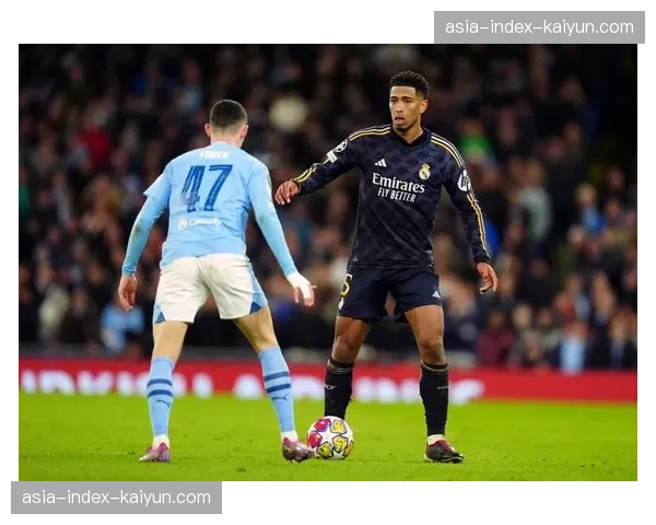 数据解读：瓜迪奥拉的曼城为何在2025-2026赛季主打3-2-4-1新阵