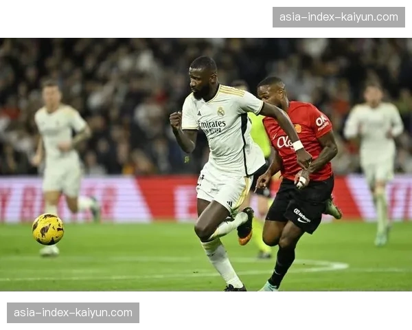 诺丁汉森林1-0小胜卢顿，全场唯一进球来自角球进攻中的头球