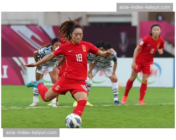 评论：足球教育研讨会关注青少年球员早期位置固化对边路技术发展的影响